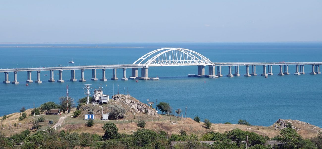 Crimson Skies Over Crimea: Tourist Paradise or Strategic Battlefield?