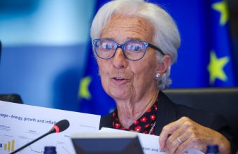 Lagarde Urges Global Dialogue on China’s Yuan to Address Economic Imbalances