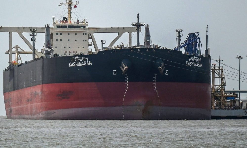 Indian Crude Tankers Traverse Hormuz Amid Unresolved Geopolitical Tensions