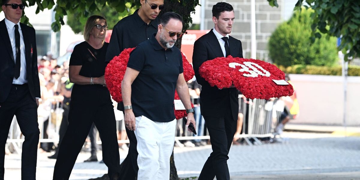 The Unbearable Weight of the World Cup: When Private Grief Dons a Nation’s Colours