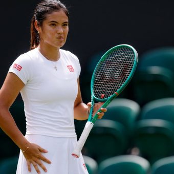 Wimbledon’s Recurring Nightmare: Raducanu’s ‘Niggle’ Becomes a National Heartbreak