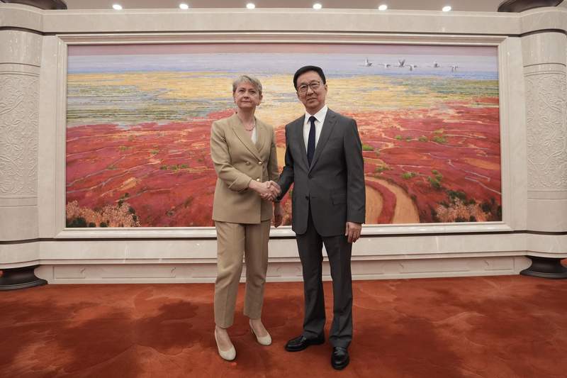 UK’s Tightrope Act: Diplomatic Charms Over China’s Moral Hurdles