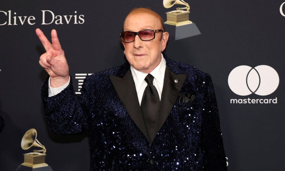 Clive Davis, Music Mogul Behind Pop and Rock Superstars, Dies at 94