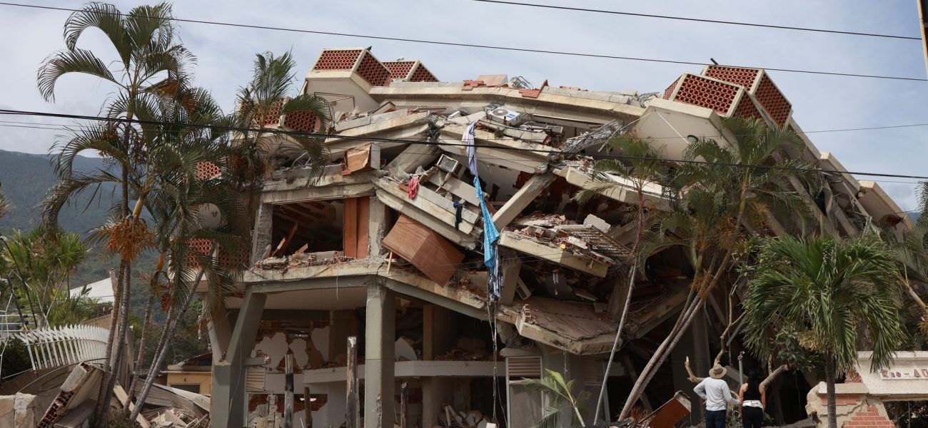 Caracas Aftershocks: A Monarch’s Condolences Land Amid Venezuela’s Raw Quake Reality