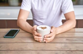 Elevated Caffeine Levels Linked to Increased Blood Pressure and Heart Rhythms