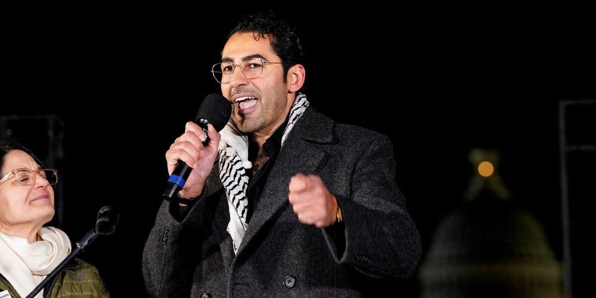 US Appeals Court Overturns Ruling Freeing Columbia Activist Mohsen Mahdawi