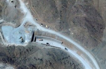 Trump Focuses on ‘Pickaxe Mountain’ Amid Ongoing Iran Conflict