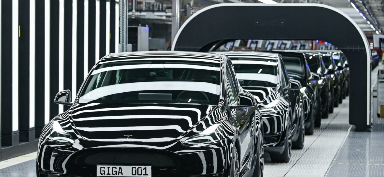 Europe’s Electric Gambit: Tariffs Rewire Western EV Production Lines Home