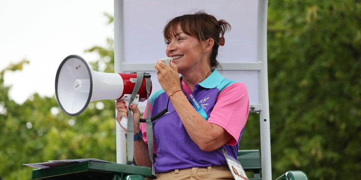 Lorraine Kelly Volunteers at Glasgow Commonwealth Games