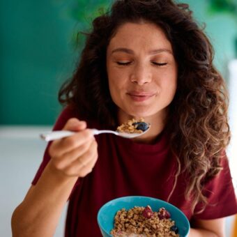 The Real Impact of Your Breakfast: Health Benefits or Risks?