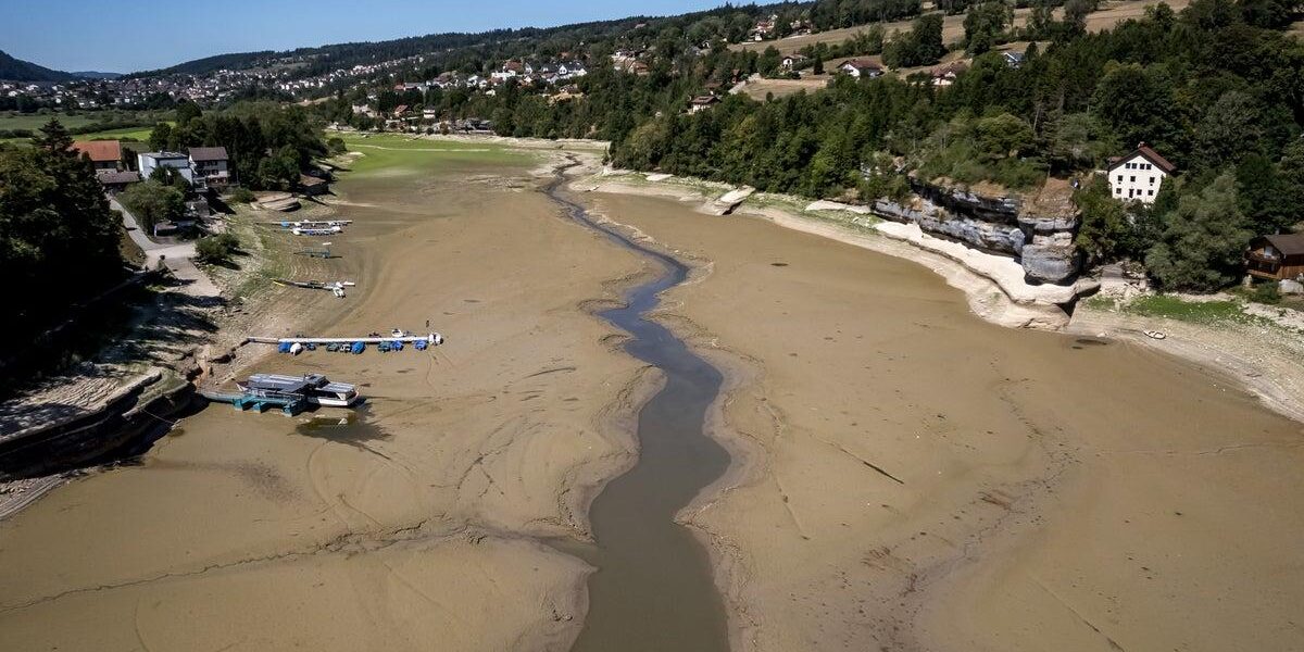 Instagram-Famous Swiss Border Lake Dries Up Amid Brutal Heatwaves