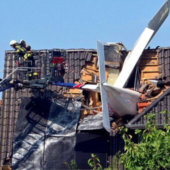 Fatal Plane Crash in Lower Saxony: One Dead as Aircraft Hits House