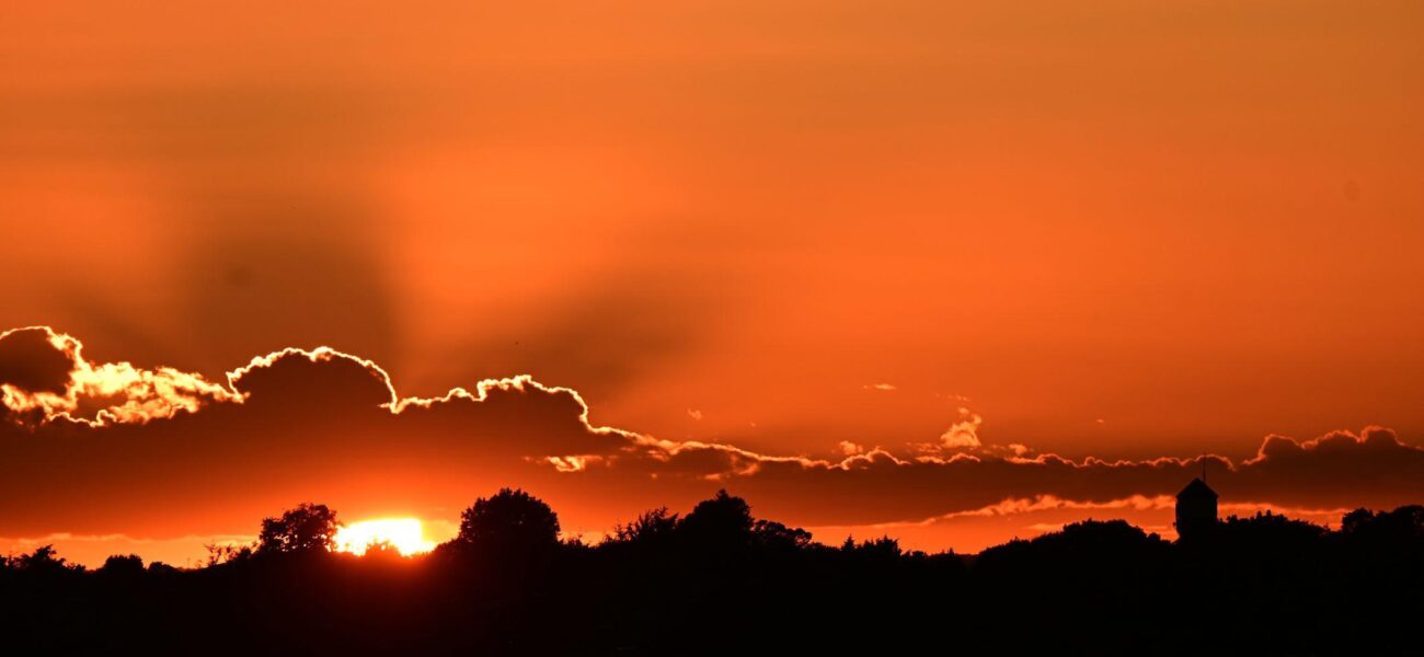 Silent Casualties: UK’s Heatwave Death Toll Reveals Stark Gaps in Climate Preparedness