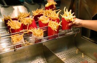 McDonald’s Faces Lawsuit After Customer Suffers Burns from Overheated Fries