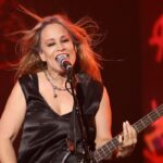 L7 Bassist Jennifer Finch Dies at 59 After Brain Cancer Battle L7 Bassist Jennifer Finch Dies at 59 After Brain Cancer Battle