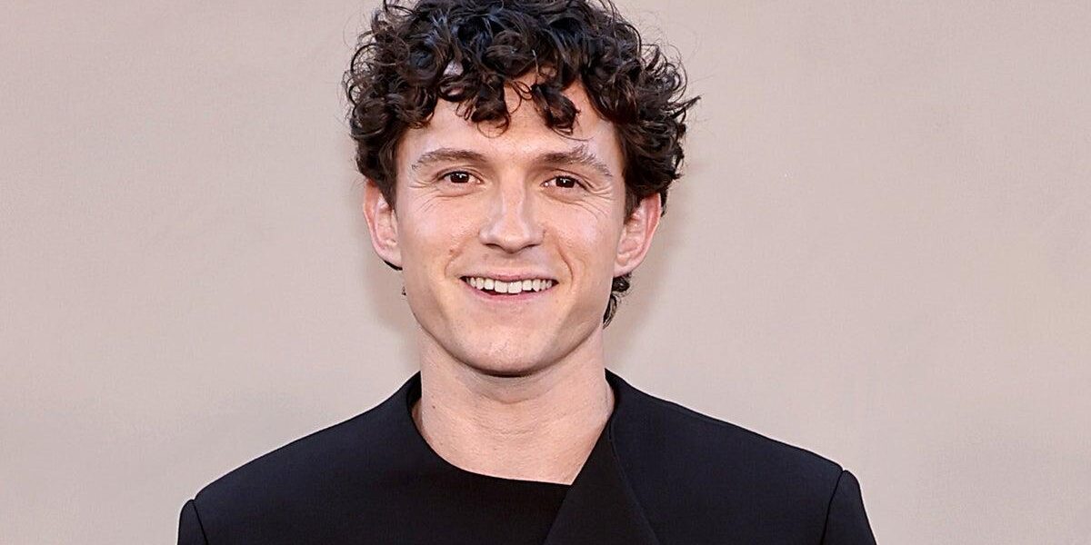 Tom Holland Admits Difficulty Promoting Past Films, Calls Them ‘S**t’