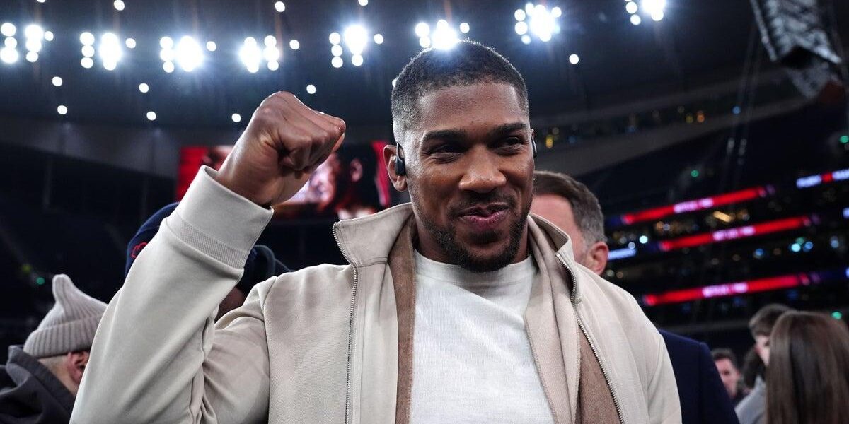 Anthony Joshua Triumphs Over Kristian Prenga in Dramatic Boxing Return