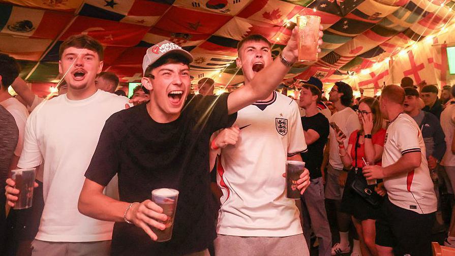 UK Gov Says No Extra Beers: World Cup Kicks Off at 1 AM, Pubs Shut Early