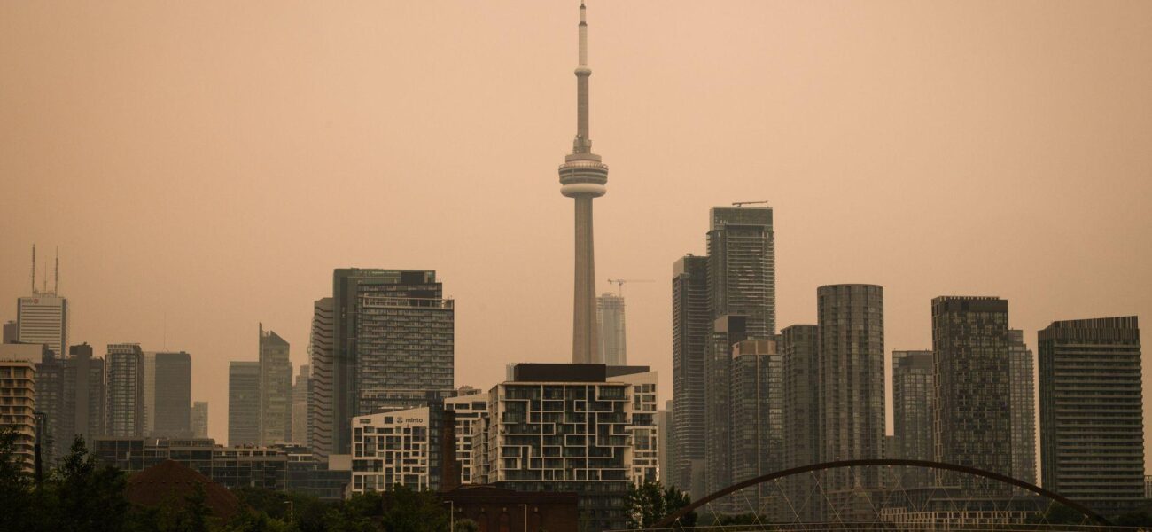 Trump Accuses Canada of Contributing to US Air Pollution Crisis