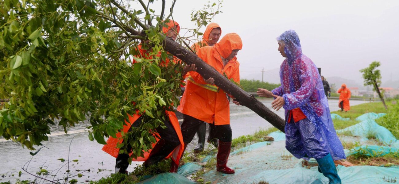 At Least 10 Killed as Flash Floods and Typhoon Hit China
