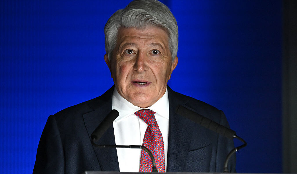 Atlético’s Cerezo in Gaffe-Filled Stand on Álvarez: A Study in High-Stakes Football Diplomacy