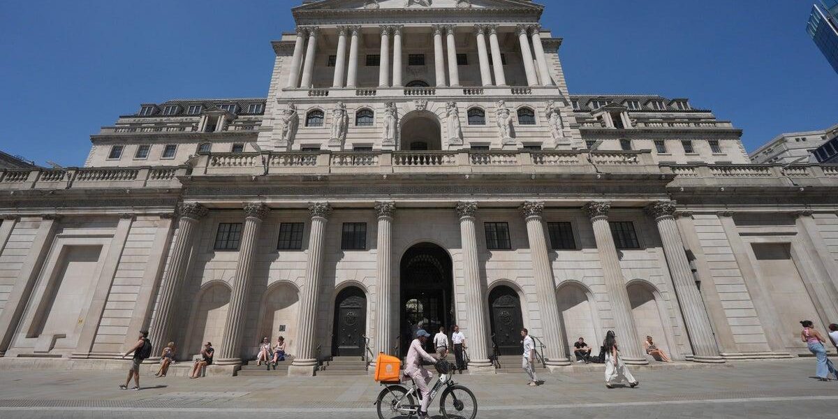 Bank of England to Maintain Interest Rates Amid Escalating Middle East Conflict