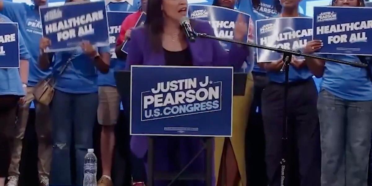 AOC Criticized by MAGA for Using Southern Accent in Tennessee Rally
