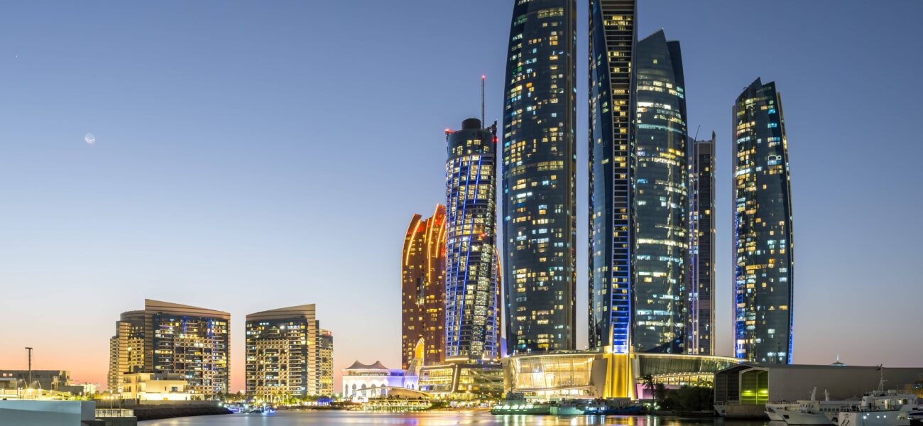 The Golden Sands Paradox: UAE’s FDI Surge in a Fractured World