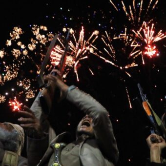 Asia Faces Oil Crisis as Houthi Threats Push Prices Toward US0 per Barrel