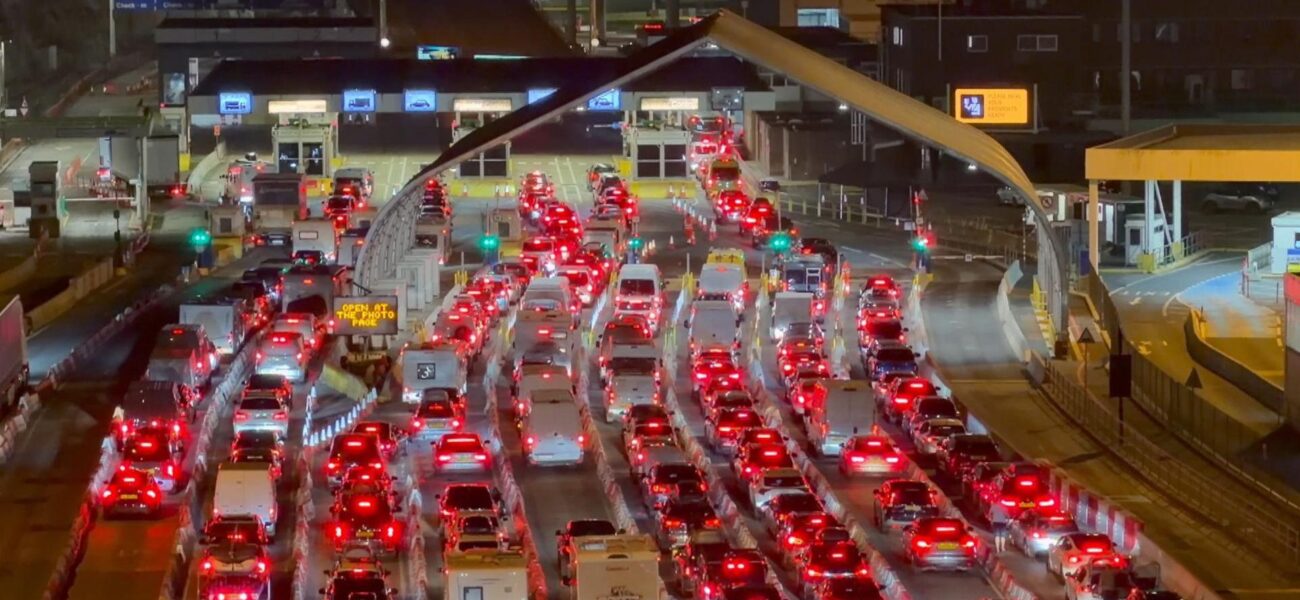 Dover Port Faces Severe Congestion with Hour-Long Queues Ahead of Busy Weekend