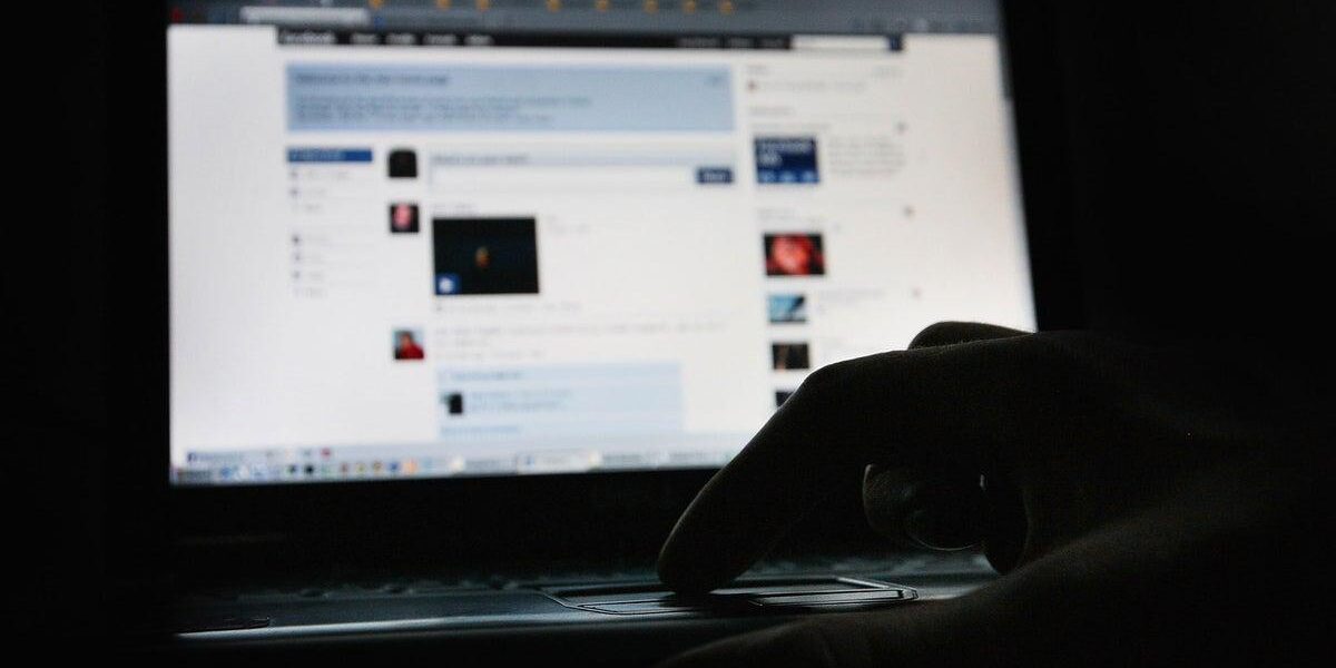 Experts Warn: Four Essential Questions Parents Must Ask Before Sharing Children’s Photos Online