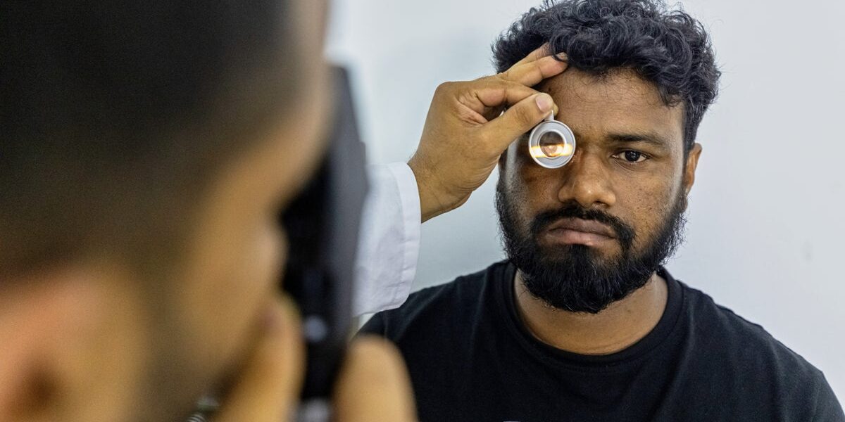 Reading Glasses Boost Productivity in Bangladesh Garment Factories