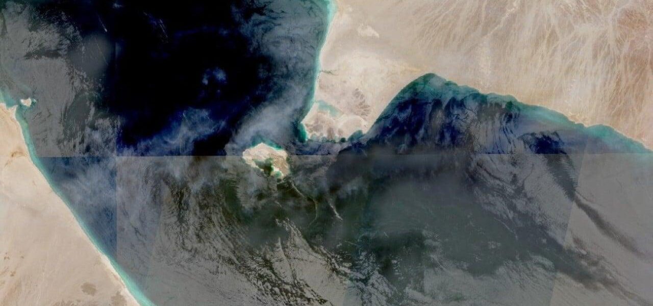 Chinese Tanker Navigates Red Sea Amid Houthi Blockade