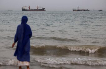Oil Prices Near One-Month High Amid Yemen’s Red Sea Blockade
