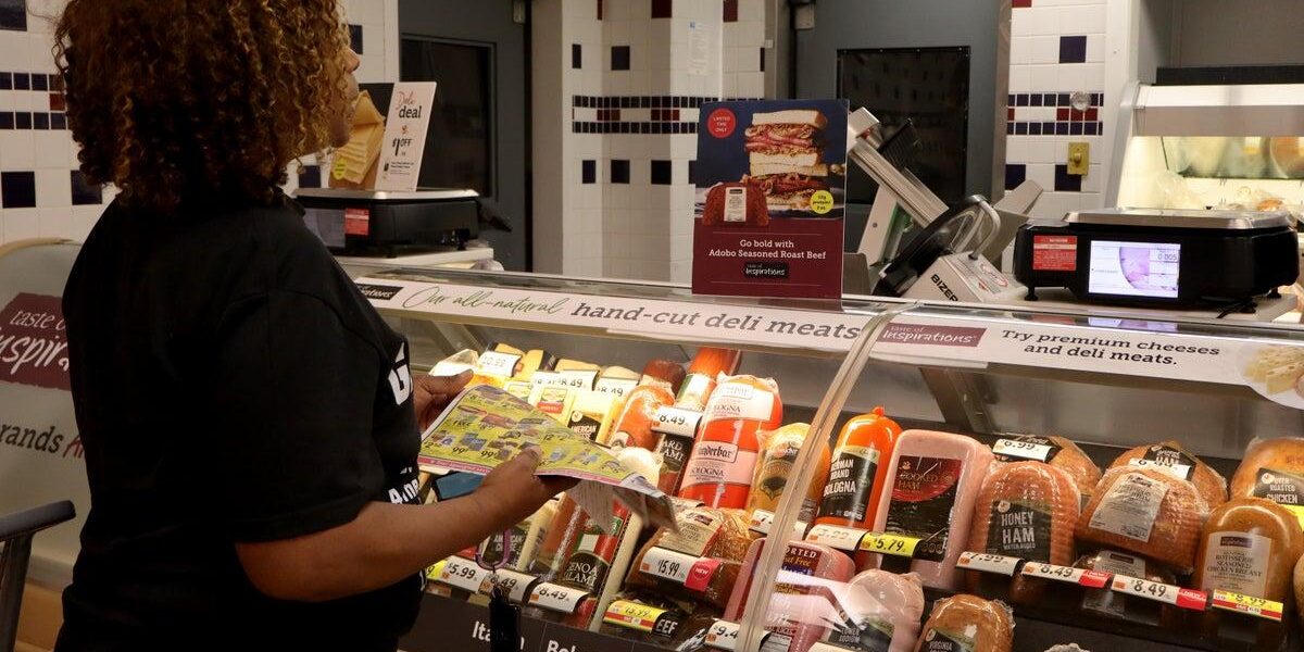 Americans Adapt Shopping Habits Amid Steepest Grocery Price Hike in Half a Century