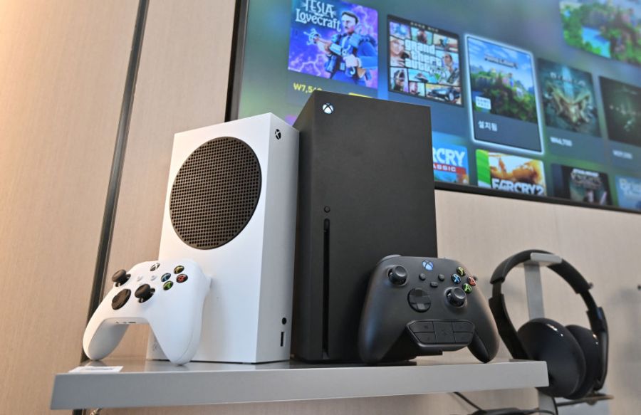 Microsoft’s Golden Handcuffs Loosen: Xbox Woes Reflect Broader Tech Reckoning