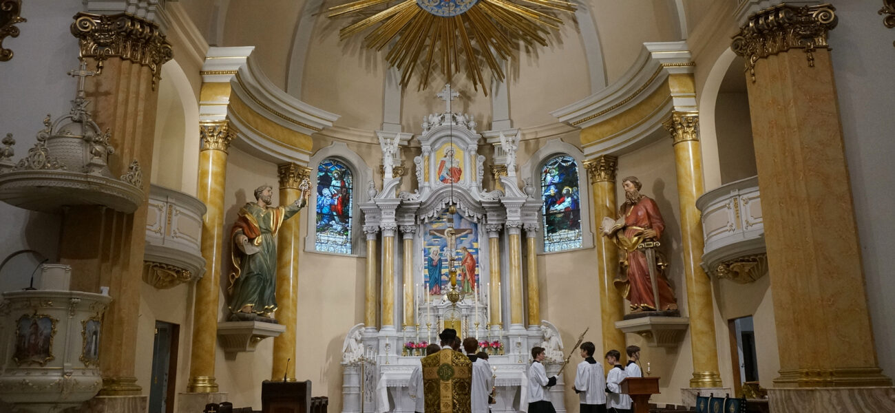 Rome’s Enduring Headache: The Minnesota Latin Mass Paradox