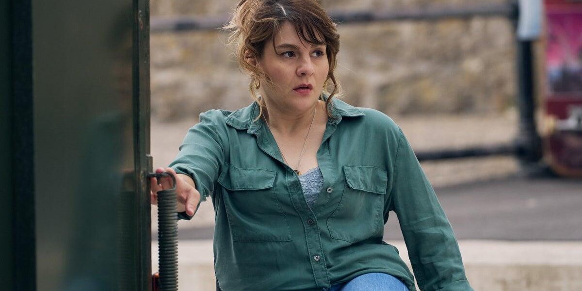 Ruth Jones Underwhelms in Twisty Thriller ‘The Rapture’ Addressing Climate Anxiety