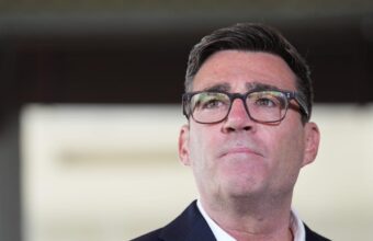 Police Ban Amplifiers for Andy Burnham’s Speech Outside No 10