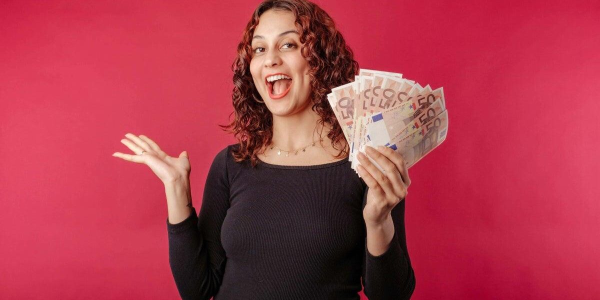 Combating Lifestyle Inflation: Key Strategies for Financial Stability