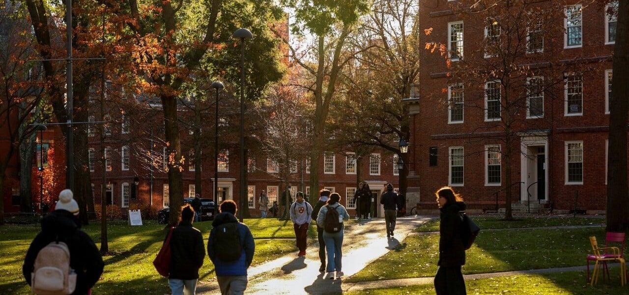 US Justice Department Probes Harvard Financial Aid Programs for Discrimination