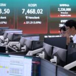 Mideast Tempest Brews as Markets Find Peculiar Calm Amid AI Frenzy