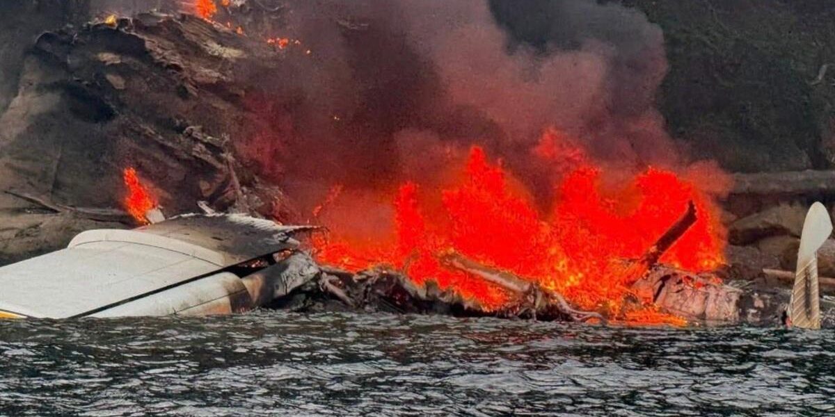 Seaplane Crash: 11 Passengers Survive Fiery Blaze off Washington Island