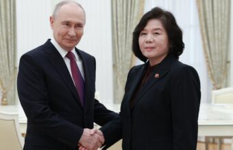 Putin Meets North Korean Foreign Minister Amid Ongoing Ukraine Conflict