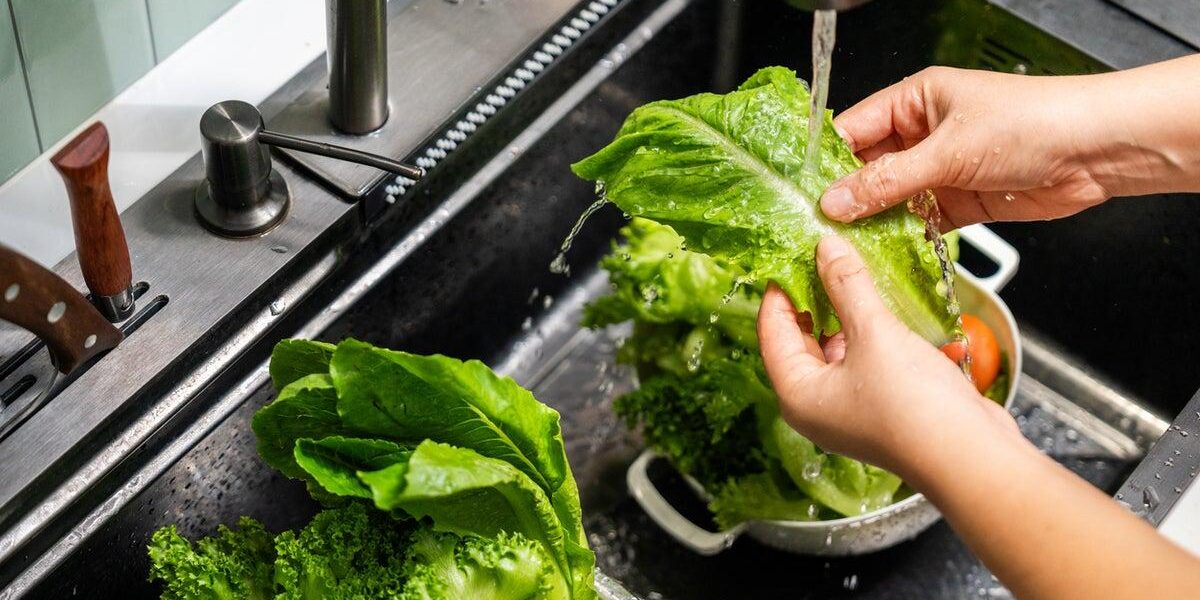 Cyclospora Outbreak Sickens Over 11,500 in US: Expert Weighs In