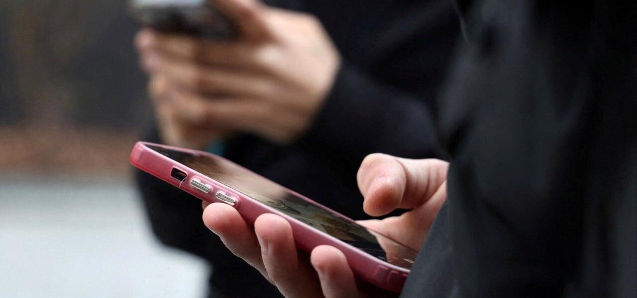 France Enforces First EU-Wide Social Media Ban for Children Under 15