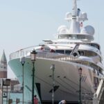 Protests Erupt in Venice as Trump Envoy Arrives on Superyacht