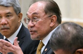 Malaysian PM Anwar Rejects US Demand to Lift Israel Entry Ban Malaysian PM Anwar Rejects US Demand to Lift Israel Entry Ban