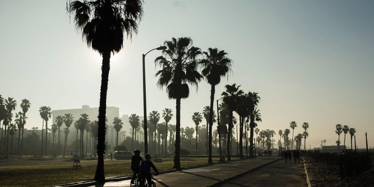 Santa Monica Deploys AI-Enhanced Cameras to Enforce Bike Lane Parking Rules