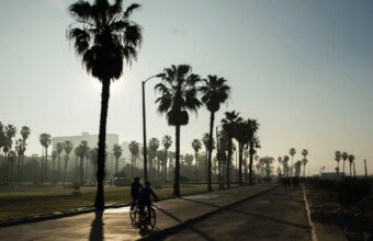 Santa Monica Deploys AI-Enhanced Cameras to Enforce Bike Lane Parking Rules